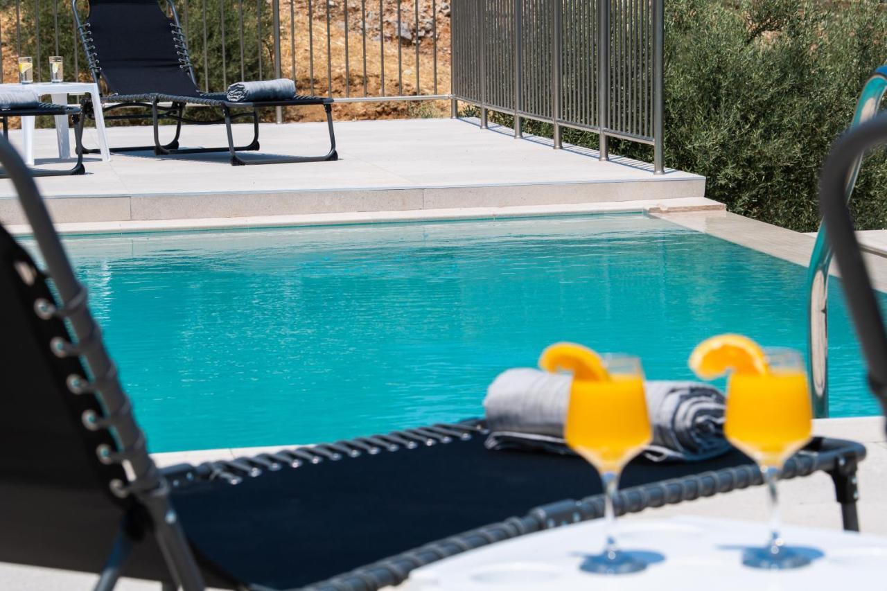Villelia View Villas 2 Apolpaina 외부 사진